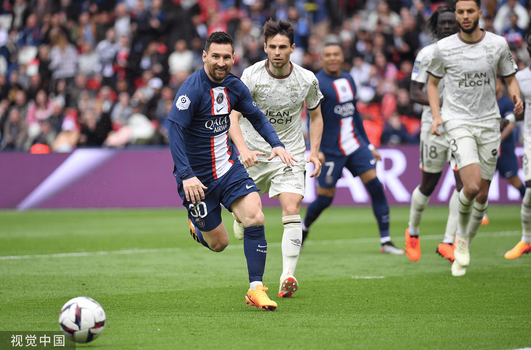 包含里程碑夜波尔图战术微调，法国杯冲刺阶段刷纪录，震撼外界，阵容厚度经受考验的词条